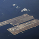 Illustration for article titled 23 Terrifying Runways That Will Stoke Your Fear of Flying